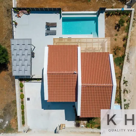 Villa Mira Mare With Private Pool In Pessada Pesádha