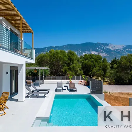 Mira Mare With Private Pool In Pessada Pesádha