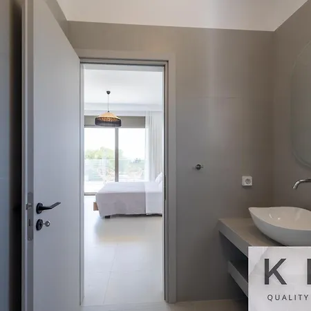 Villa Mira Mare With Private Pool In Pessada *